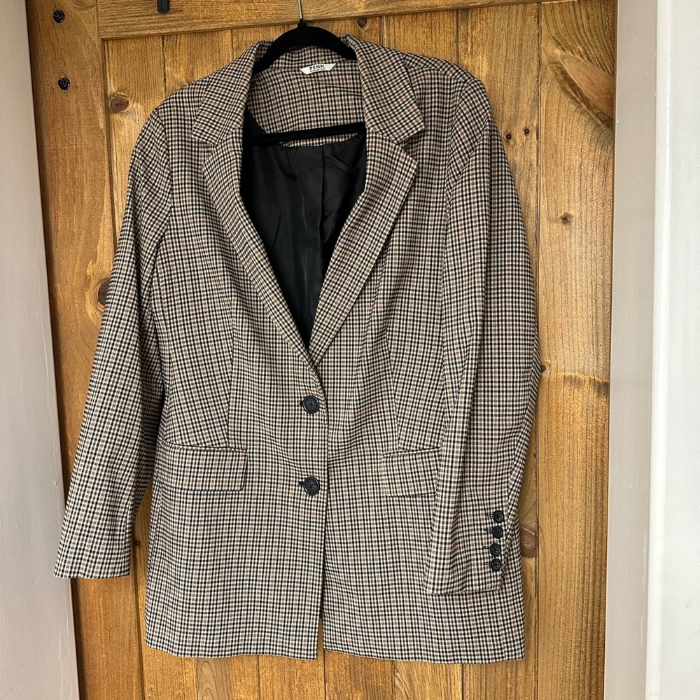 Penningtons Tan and Black Checkered Blazer